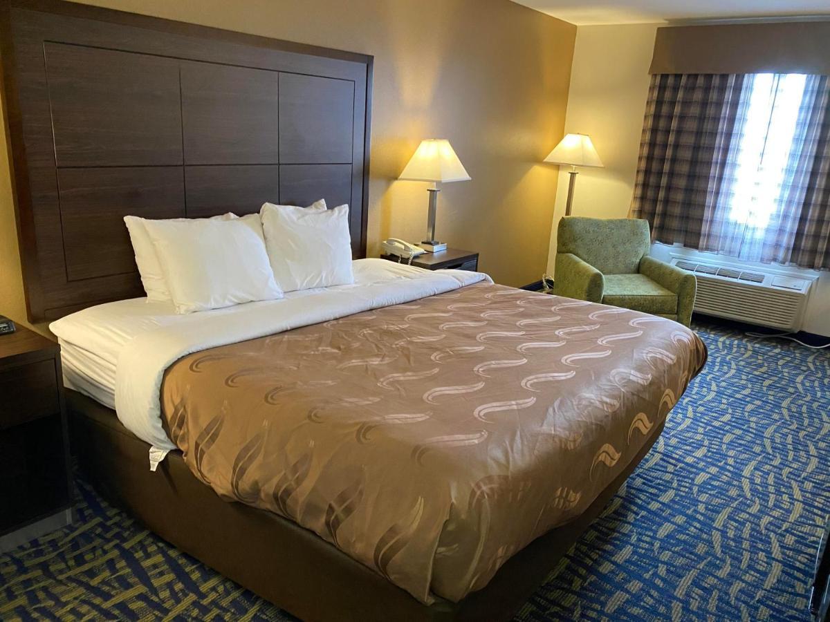 Quality Inn Rochelle Exterior photo
