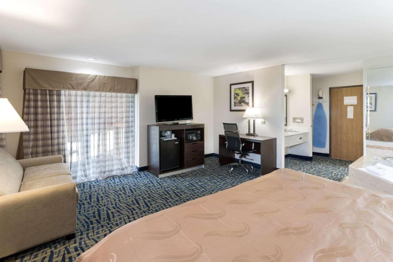 Quality Inn Rochelle Exterior photo